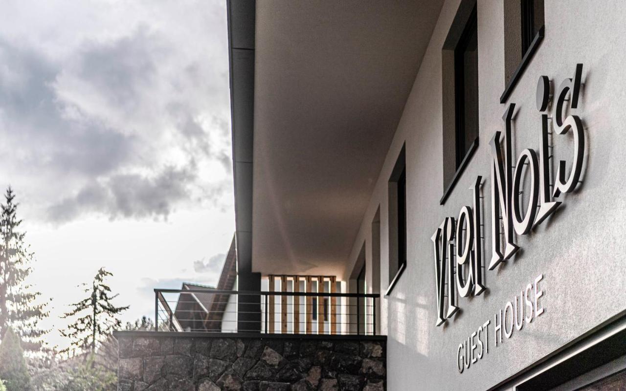 Viel Nois Guest House Фунес Экстерьер фото