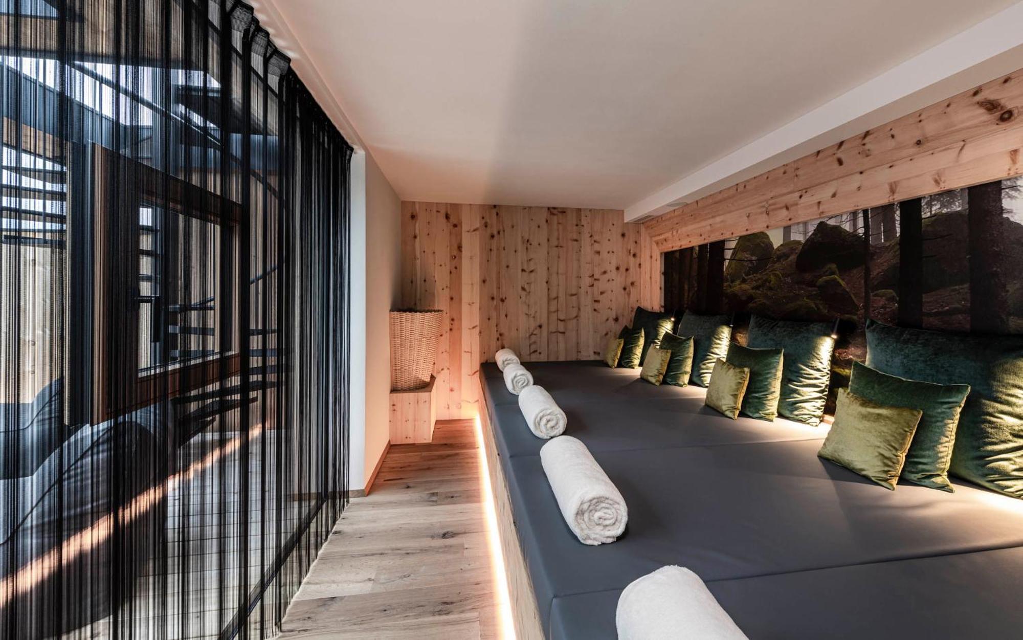 Viel Nois Guest House Фунес Экстерьер фото